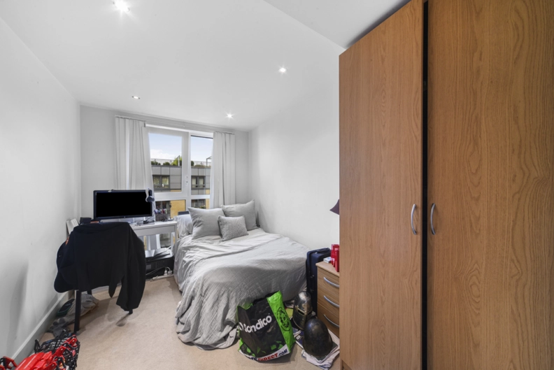 3 bedrooms apartments/flats to sale in Lensbury Avenue, Imperial Wharf-image 12