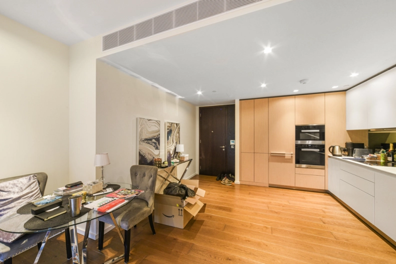 1 bedroom apartments/flats to sale in Columbia Gardens, Earl's Court-image 10