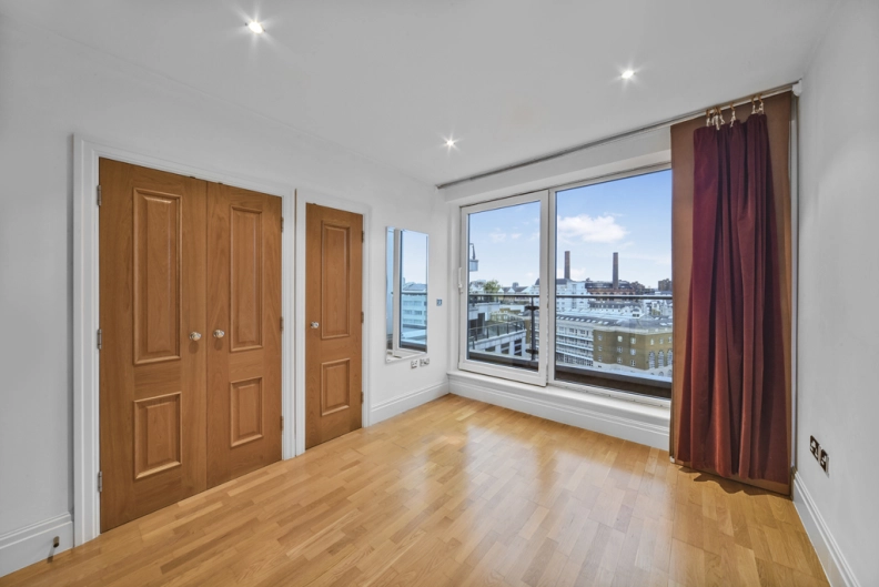 2 bedrooms apartments/flats to sale in The Boulevard, Imperial Wharf-image 4