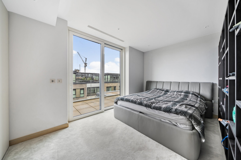 3 bedrooms apartments/flats to sale in Lockgate Road, Fulham-image 5