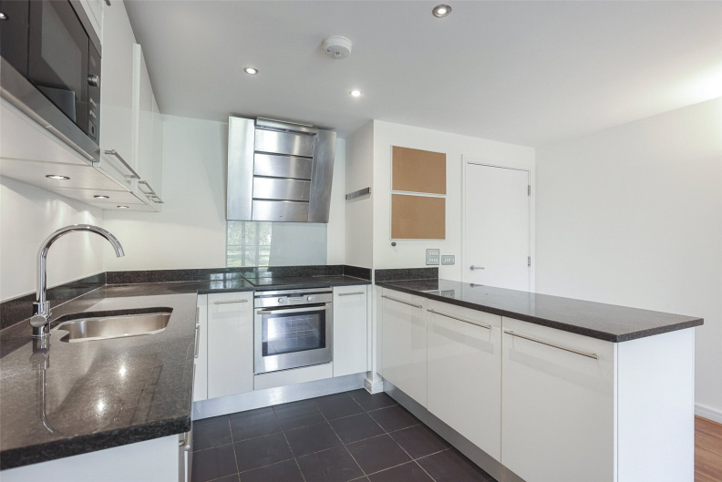 2 bedrooms apartments/flats to sale in Argyll Road, Woolwich-image 3