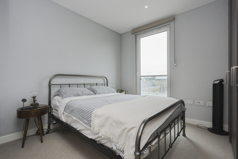 2 bedrooms apartments/flats to sale in Duke of Wellington Avenue, Royal Arsenal-image 6