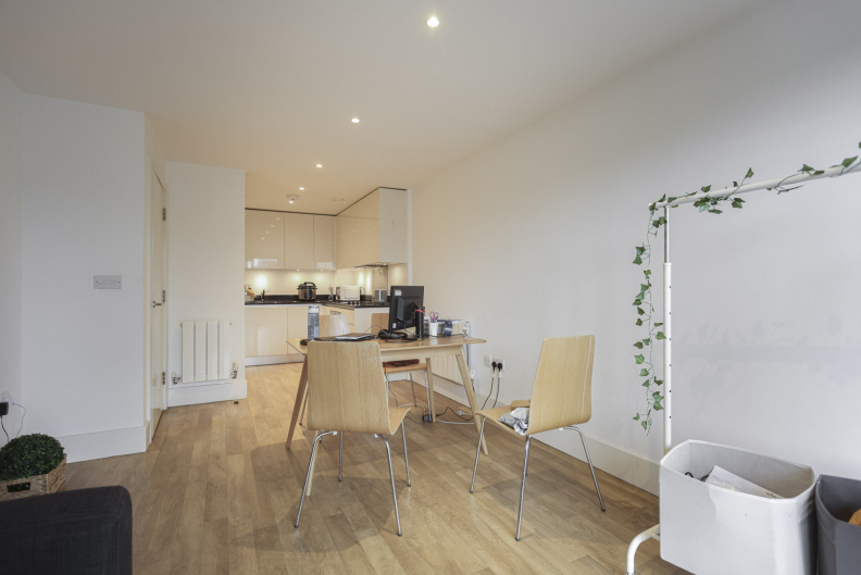 1 bedroom apartments/flats to sale in Royal Carriage Mews, Woolwich-image 4