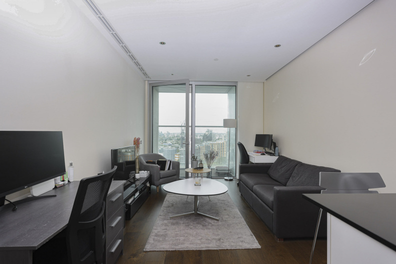 1 bedroom apartments/flats to sale in Waterview Drive, Greenwich-image 2
