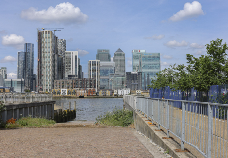 1 bedroom apartments/flats to sale in Waterview Drive, Greenwich-image 17