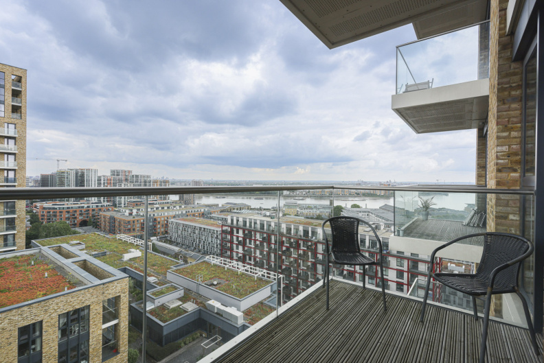 1 bedroom apartments/flats to sale in Victory Parade, Woolwich-image 2