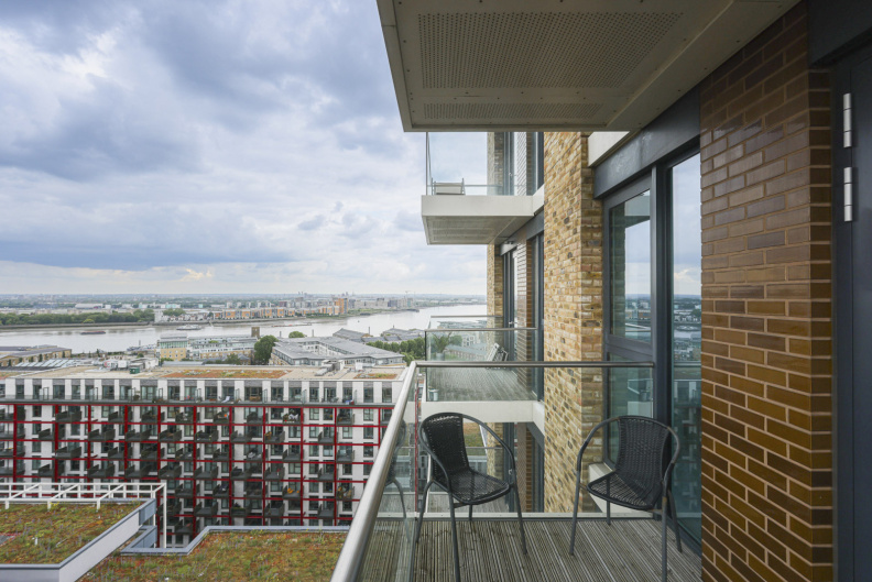 1 bedroom apartments/flats to sale in Victory Parade, Woolwich-image 8