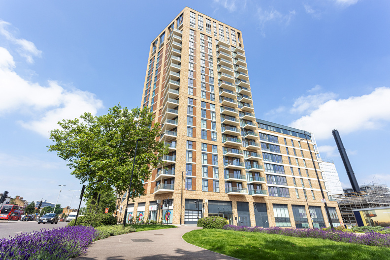 1 bedroom apartments/flats to sale in Victory Parade, Woolwich-image 1