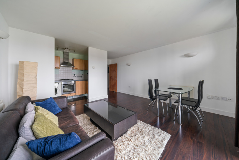 2 bedrooms apartments/flats to sale in Tideslea Path, Woolwich-image 4