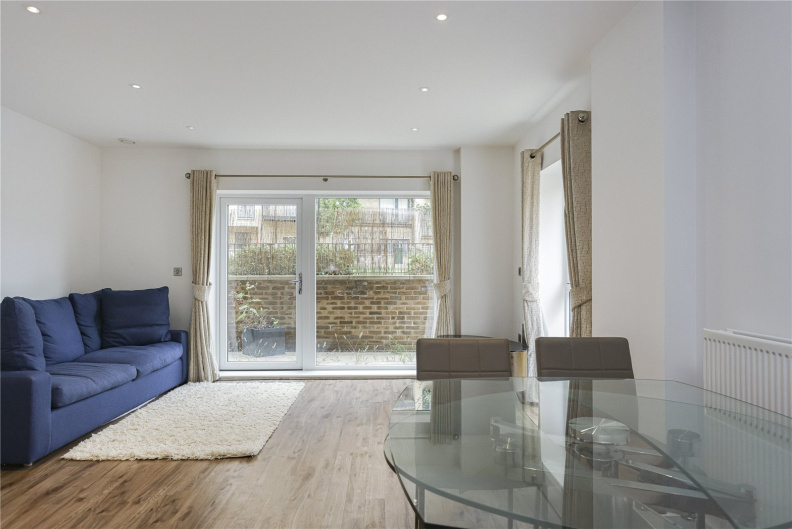 2 bedrooms apartments/flats to sale in Moy Lane, Woolwich-image 8