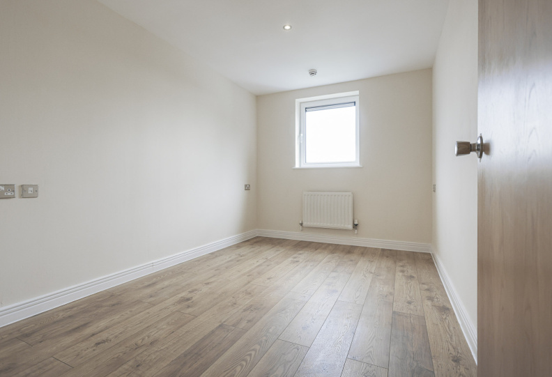 2 bedrooms apartments/flats to sale in Erebus Drive, Woolwich-image 6