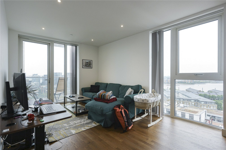 1 bedroom apartments/flats to sale in Victory Parade, Woolwich-image 3