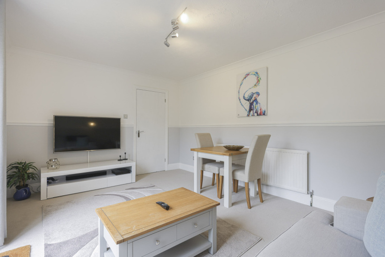 2 bedrooms apartments/flats to sale in Malton Mews, Plumstead-image 17