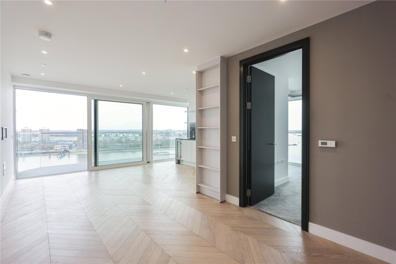 2 bedrooms apartments/flats to sale in Brigadier Walk, Greenwich-image 3