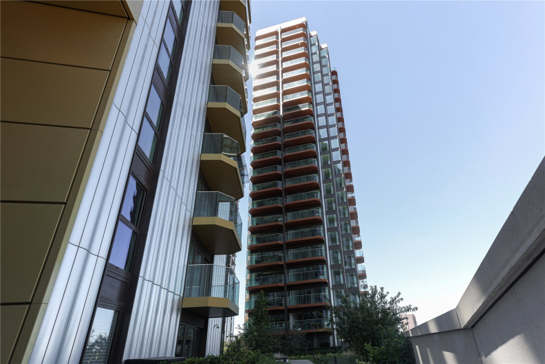 2 bedrooms apartments/flats to sale in Brigadier Walk, Greenwich-image 1