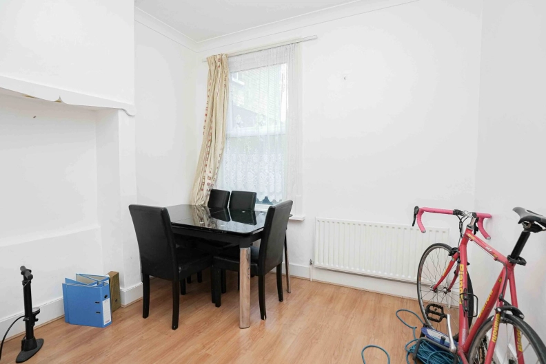 3 bedrooms houses to sale in Ceres Road, Plumstead-image 15