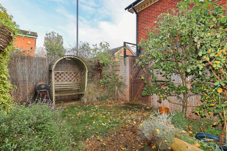 1 bedroom houses to sale in Mallard Path, London-image 11