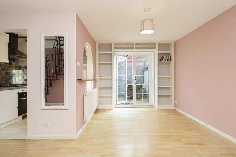 1 bedroom houses to sale in Mallard Path, London-image 9