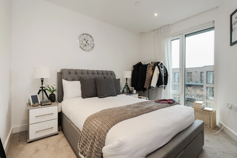 2 bedrooms apartments/flats to sale in Duke of Wellington Avenue, Royal Arsenal-image 6