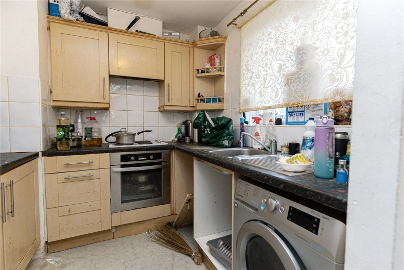 2 bedrooms apartments/flats to sale in Martins Place, Thamesmead-image 8