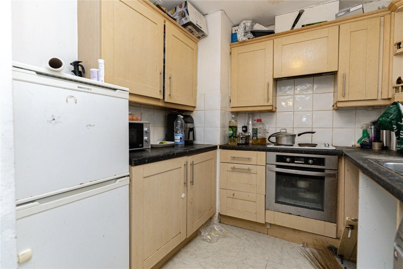 2 bedrooms apartments/flats to sale in Martins Place, Thamesmead-image 3