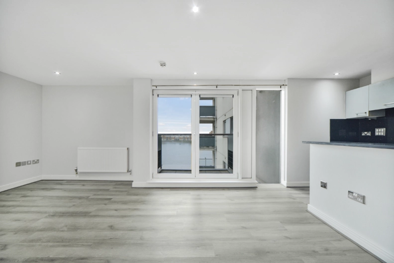 2 bedrooms apartments/flats to sale in Erebus Drive, Woolwich-image 9