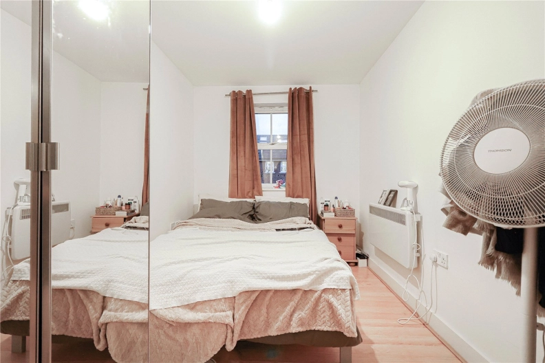 2 bedrooms apartments/flats to sale in Brook Square, Woolwich-image 6