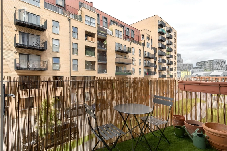 1 bedroom apartments/flats to sale in Rolfe Terrace, Woolwich-image 3