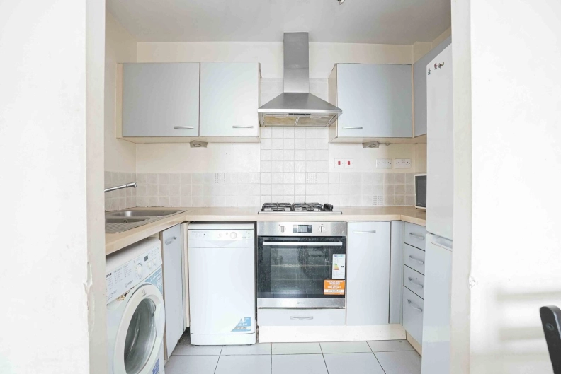 2 bedrooms apartments/flats to sale in Tideslea Path, Woolwich-image 3