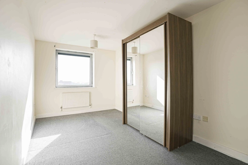 2 bedrooms apartments/flats to sale in Tideslea Path, Woolwich-image 4