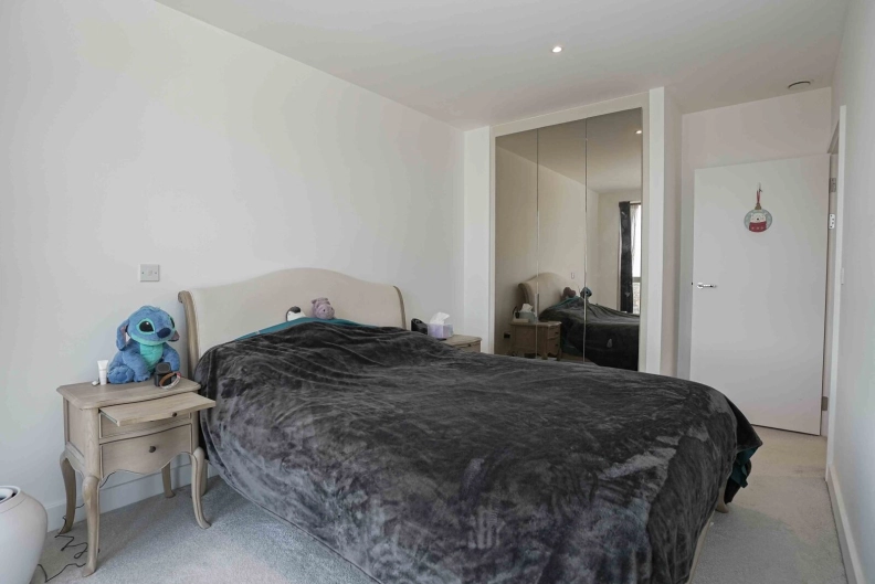 3 bedrooms apartments/flats to sale in Victory Parade, Royal Arsenal-image 17